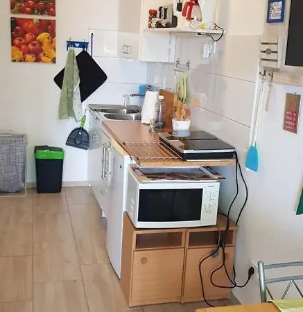 아파트 Magdas B&B *